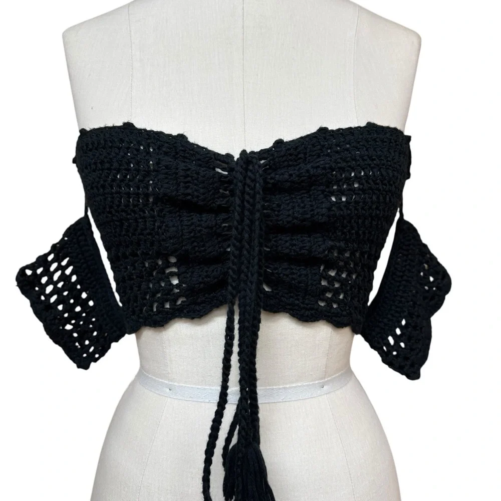 Boohoo Black Crochet Crop Top Womens S Strapless Goth Romantic Boho Fairy Grunge